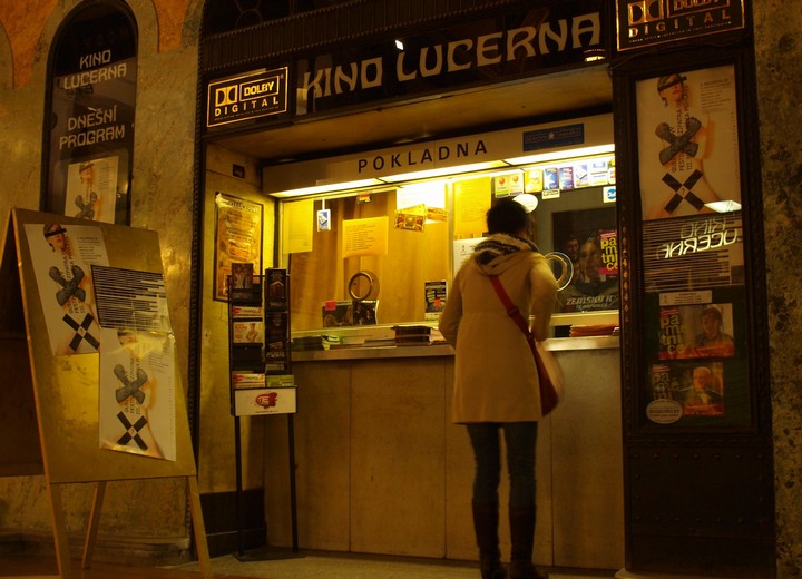 Pokladna kina Lucerna